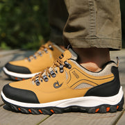 Men's casual running shoes